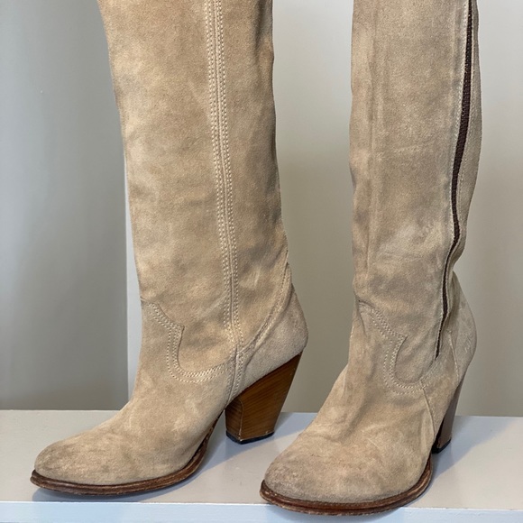 Frye Angela Side Zip Suede Boot size 8 - Picture 2 of 6